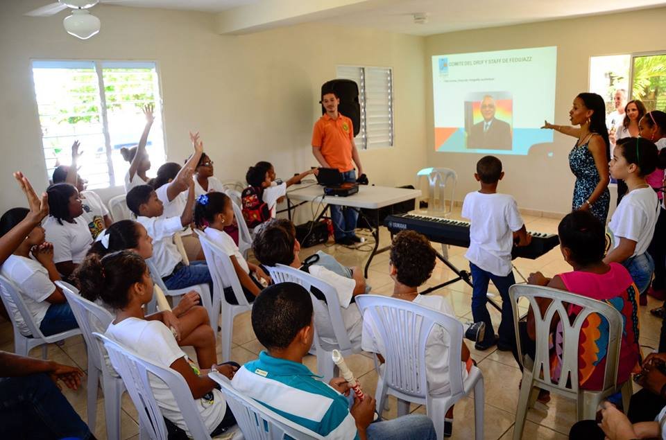 Music Education 100 Children of Dominican Republic