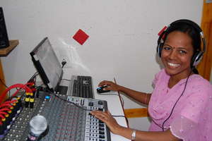 Manndeshi FM Tarang Technician doing editing
