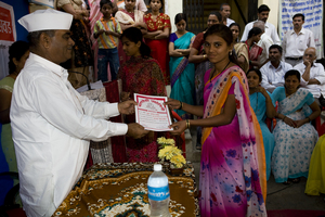 certificate is given to financial literacy graduat