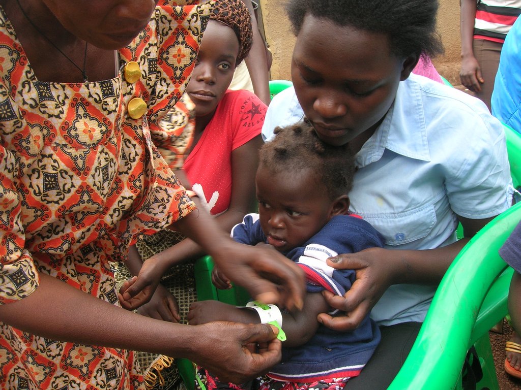 Help mothers fight malnutrition among children