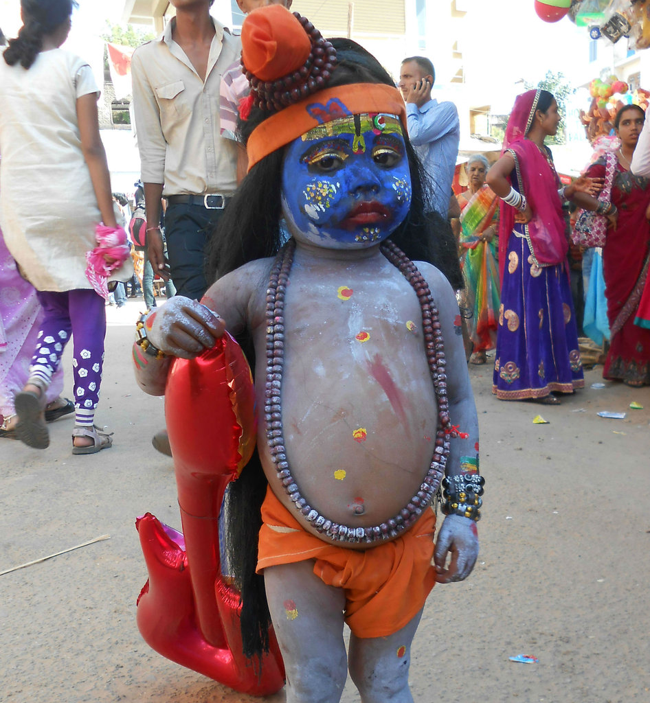 Donate : Happiness to poor street child