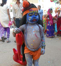 Donate : Happiness to poor street child