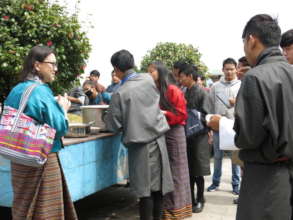 Students interact with RMA Deputy Governor.