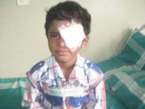 5yrold boy managed for injury with medical syringe