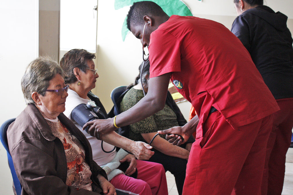 Help  a worthy old age to elderly in Colombia