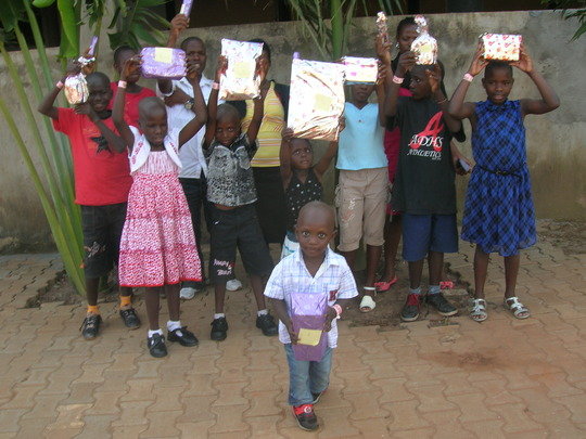 Enable 20 poor families celebrate Christmas