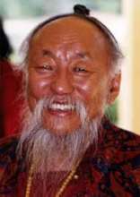 Chagdud Tulku Rinpoche..."Om  Vajra Satva Hung."