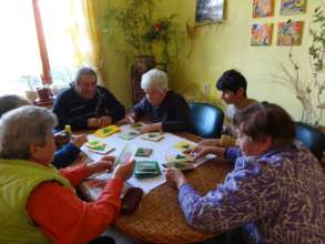 Day Care Centre: Making Christmas Cards