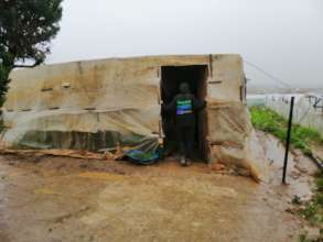 Concern teams distribute emergency supplies