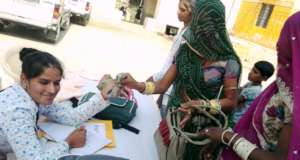 Happy Girl trainee by selling Bags