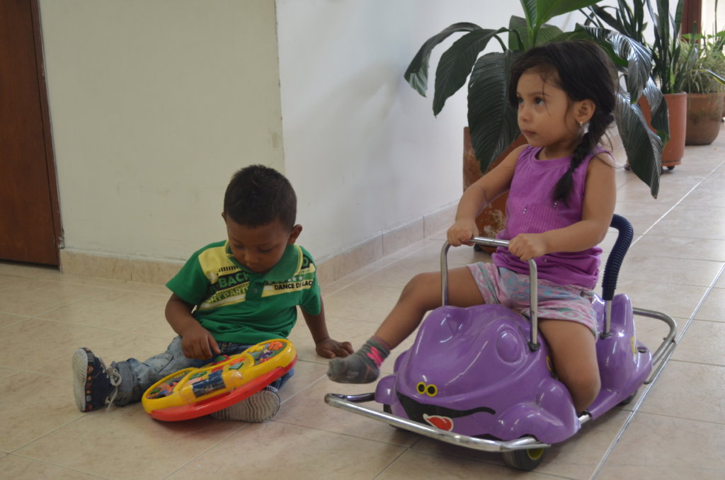 A little baby that needs your help to walk!