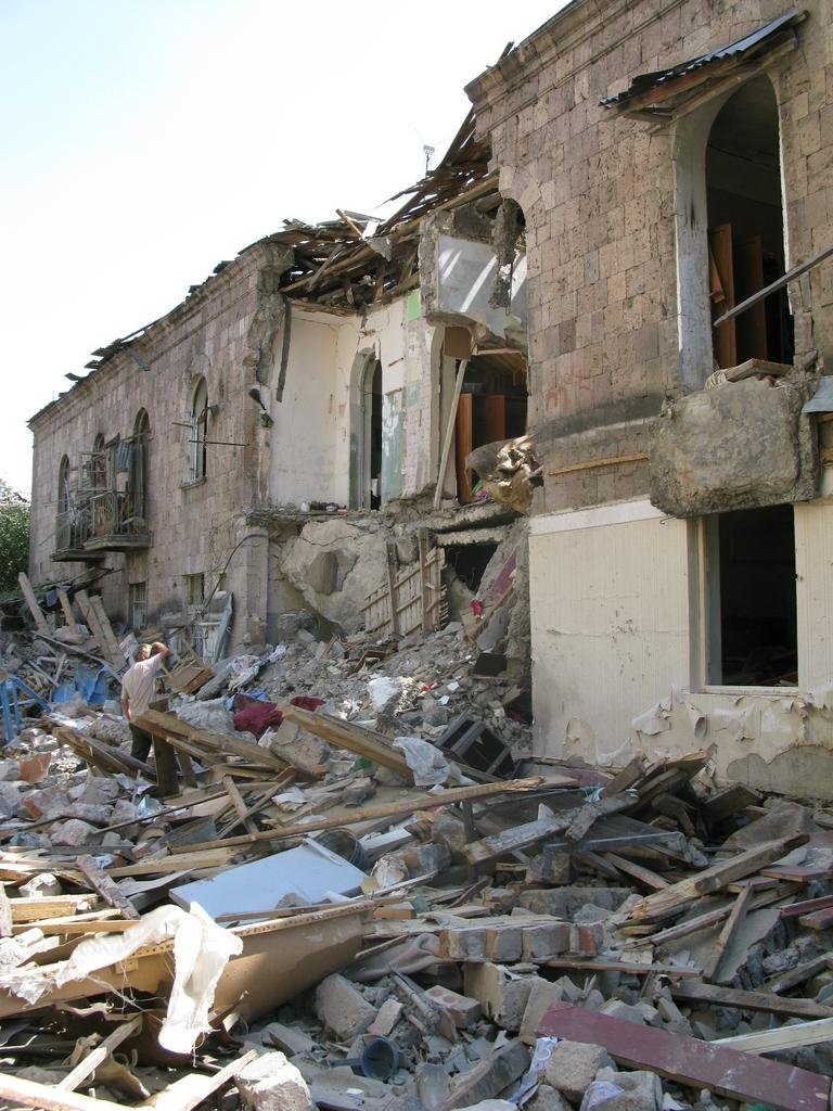Assist Victims of Georgia Conflict