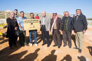 C4P group & Abir's family presenting new sign!