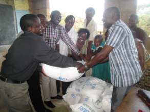 Save hungry children in Ugandan schools