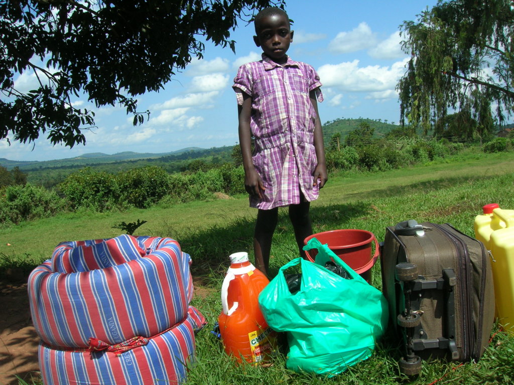 Provide school uniforms to 100 pupils in Uganda