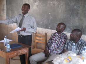 District Education officer talks to pupils