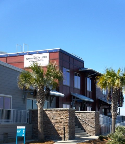 Business under construction in Columbia