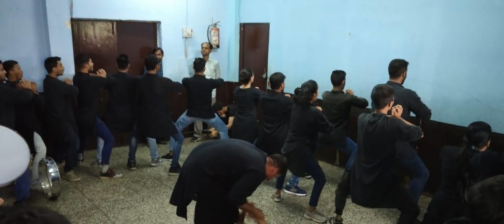 Salaam Baalak Trust - working for street children