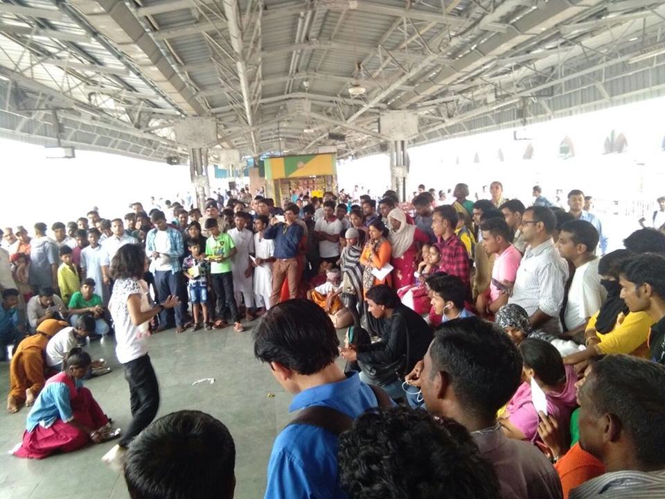 Salaam Baalak Trust - working for street children