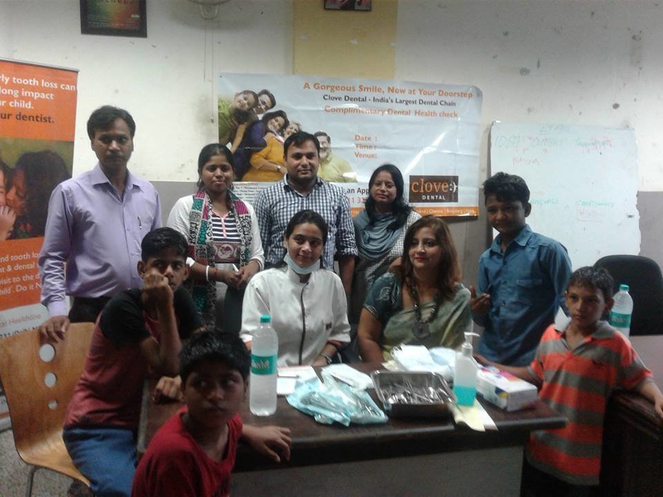 Salaam Baalak Trust - working for street children