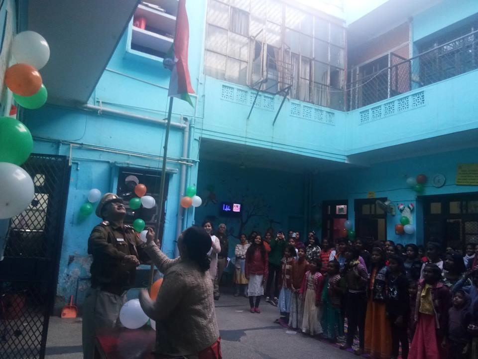 Salaam Baalak Trust - working for street children