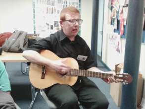 Broken guitar