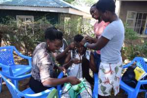 Part of the girls during the hairdressing session