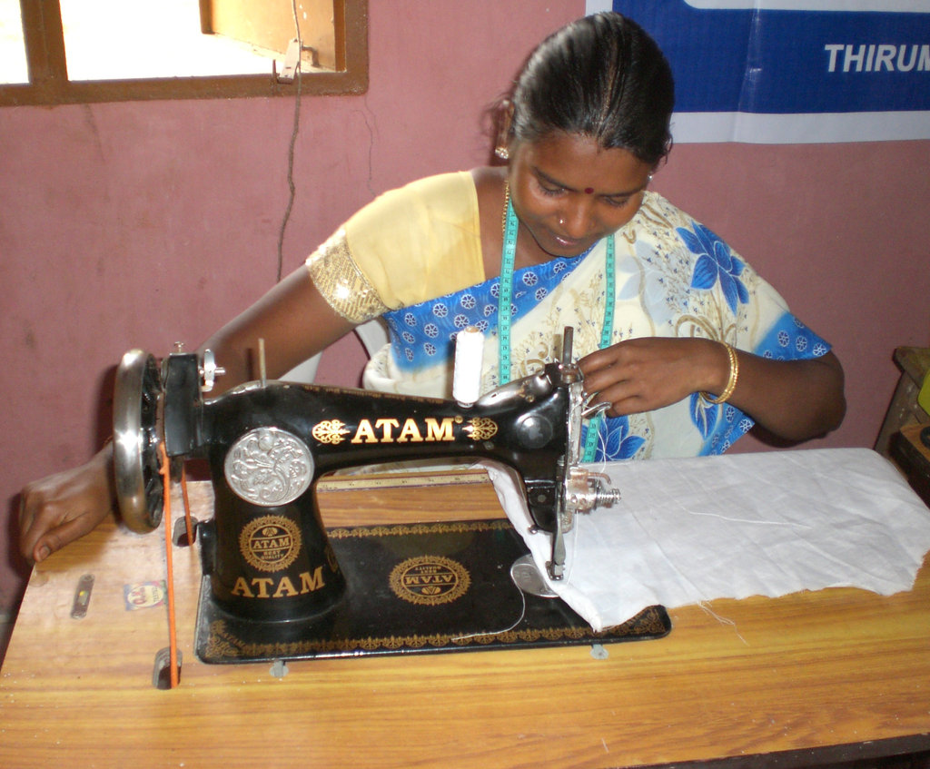 Support sewing training to poor women