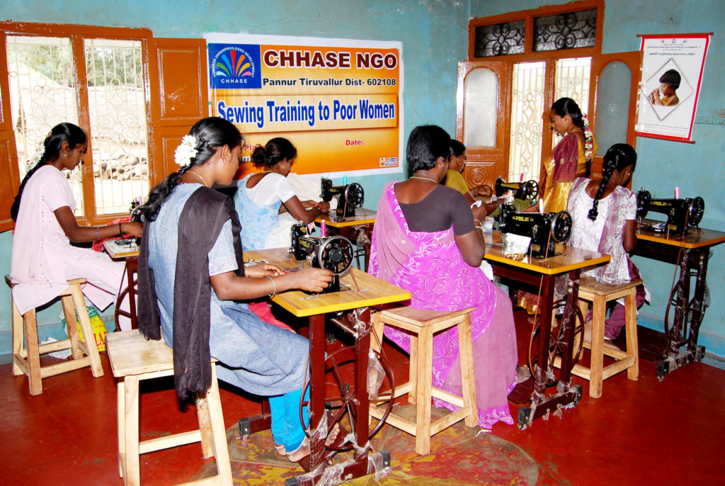 Support sewing training to poor women