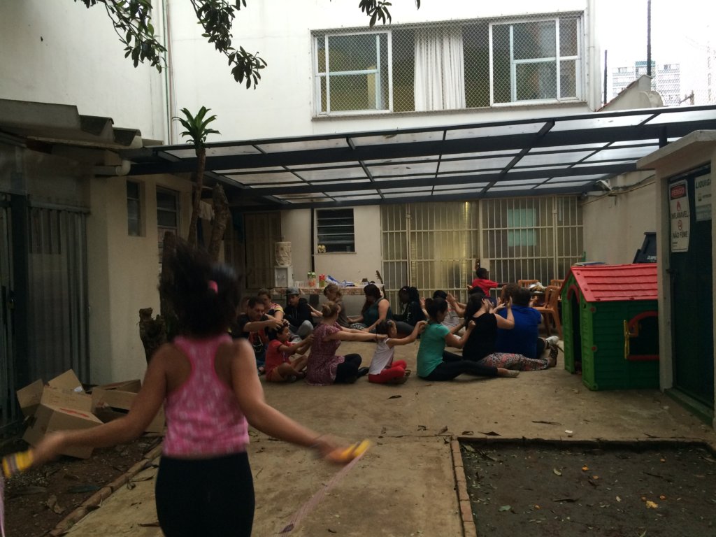 Affective sponsorship to sheltered children Brazil