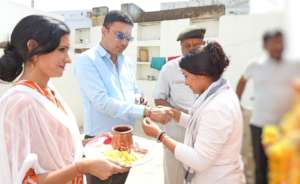 Traditional Welcome by Communities !