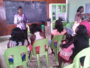 Young mums learning business skills