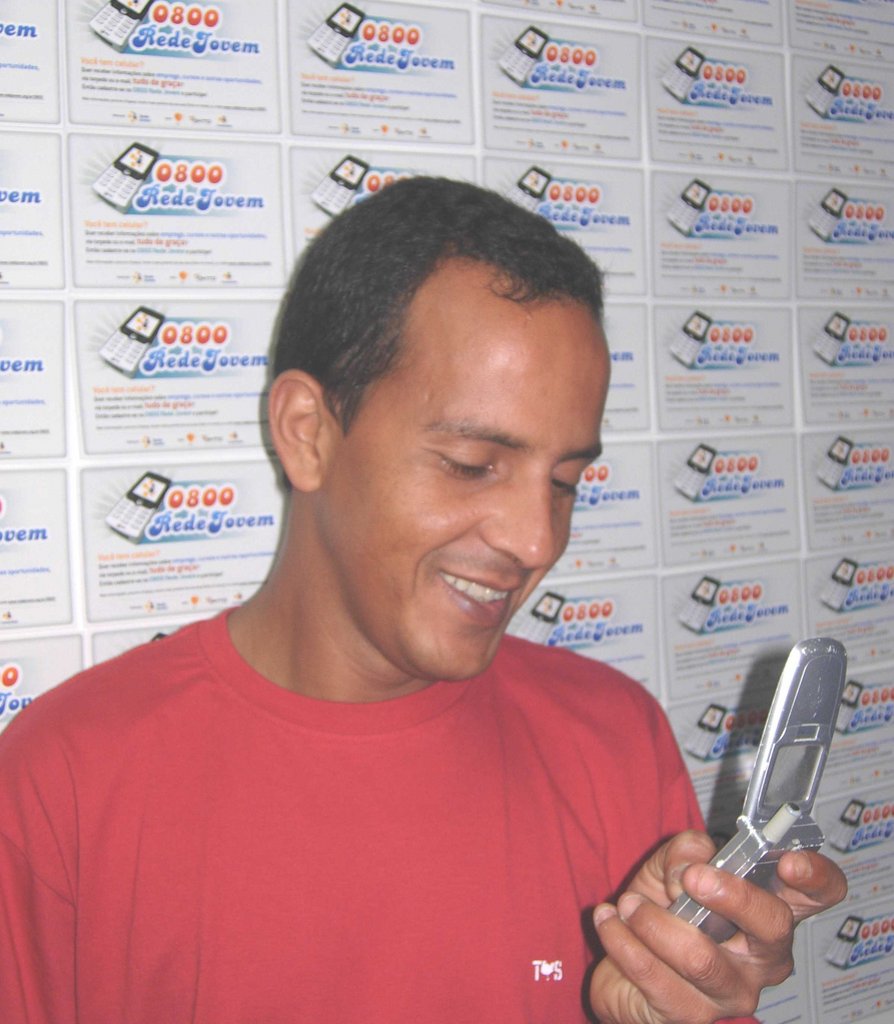 Mobile Rede Jovem: SMS for social change in Brazil