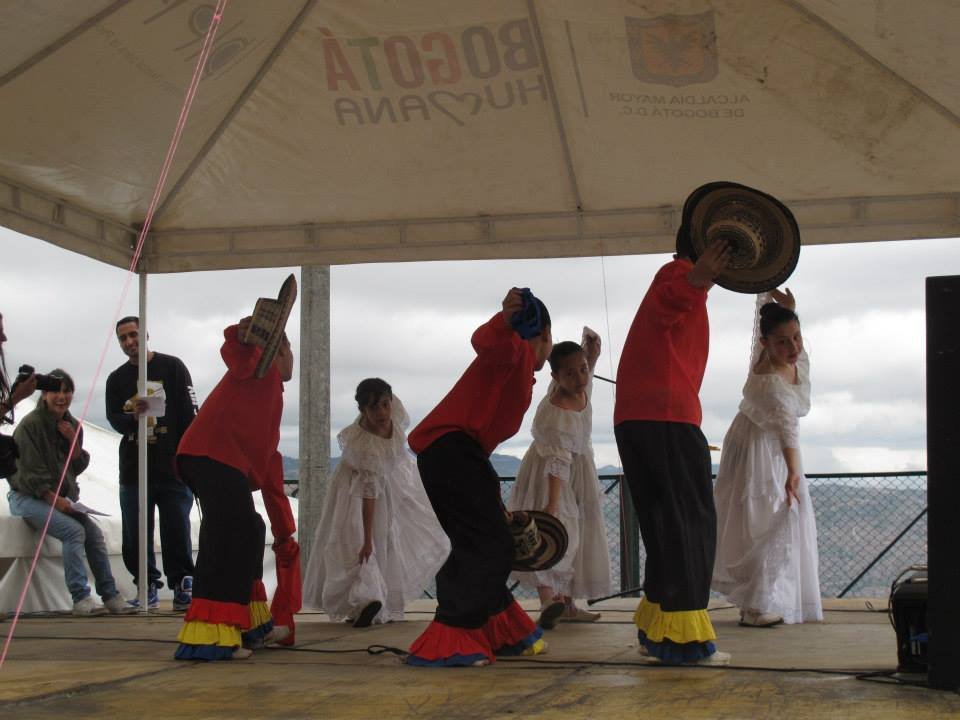 Centro COMParte: social economy & peace in Bogota