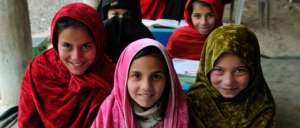 Schoolchildren in Lower Dir (c) Usman Ghani