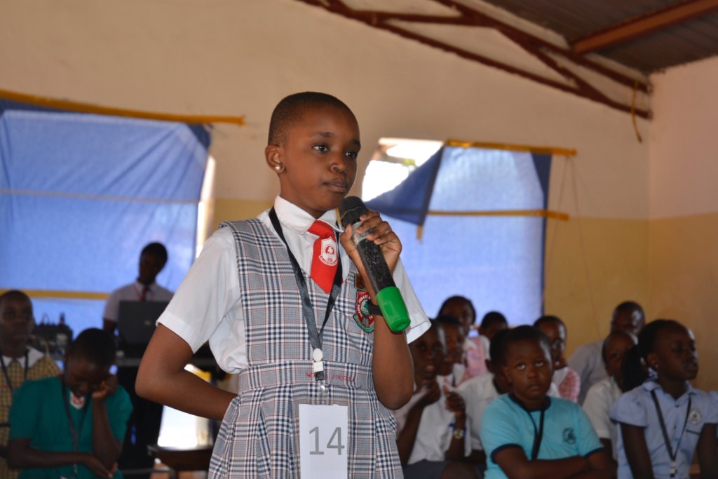 Improve literacy for Ugandan rural children