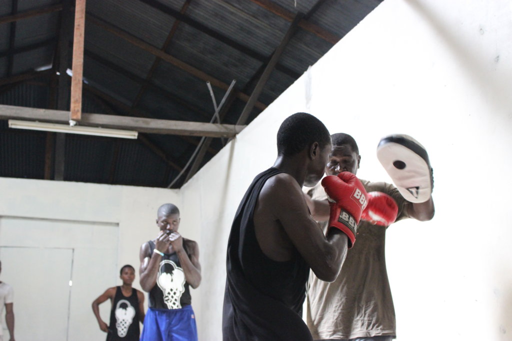 Support 30 young people off the streets of Mombasa