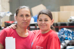 2 disadvantaged workers love upcycling!