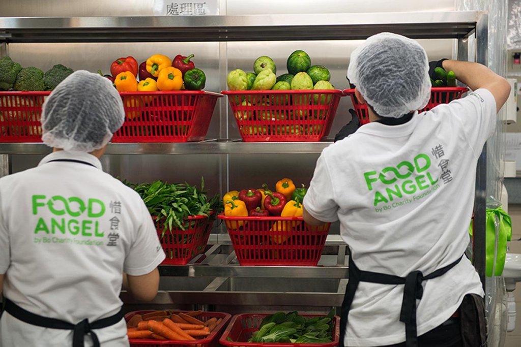 Handling the collected surplus vegetables