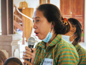 EBPP girl makes presentation to the goverment