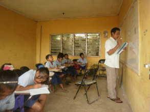 Primary school children concentrate in class