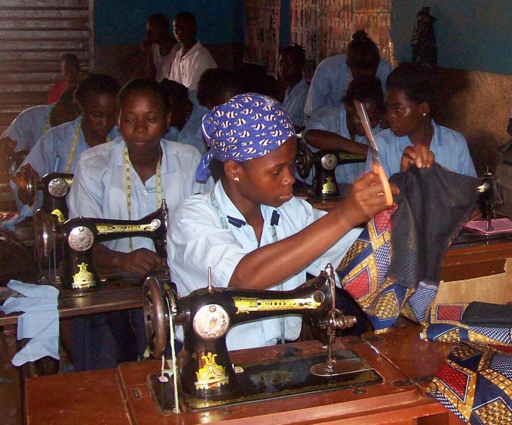 Provide 6 New Sewing Machines To Help Trainees