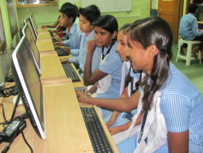 Children learning digitally