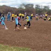 Wasichana Wacheze Football League