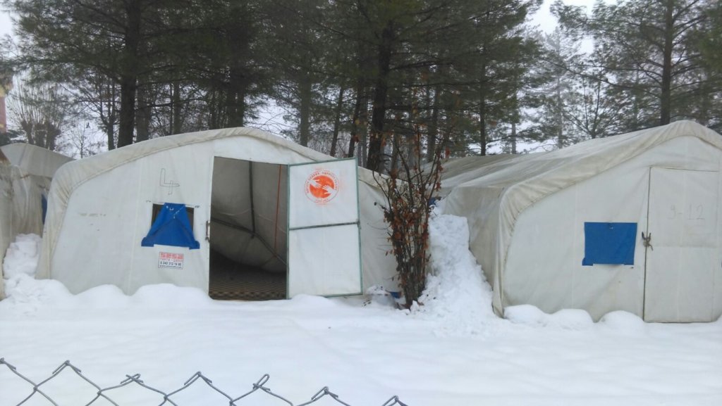 COLD TEMPS. to WARM HANDS - REFUGEE WINTER AID