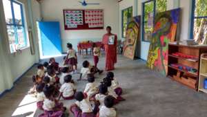 Sunshine Children enjoy picture telling