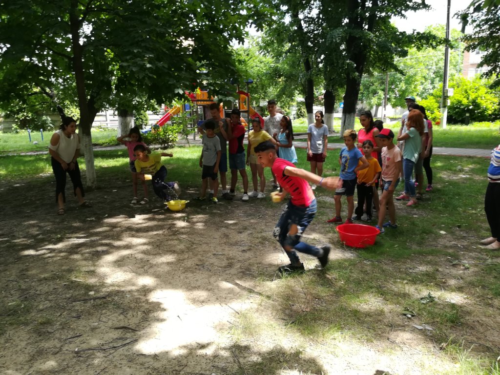 Education for 50 disadvantaged Romanian children