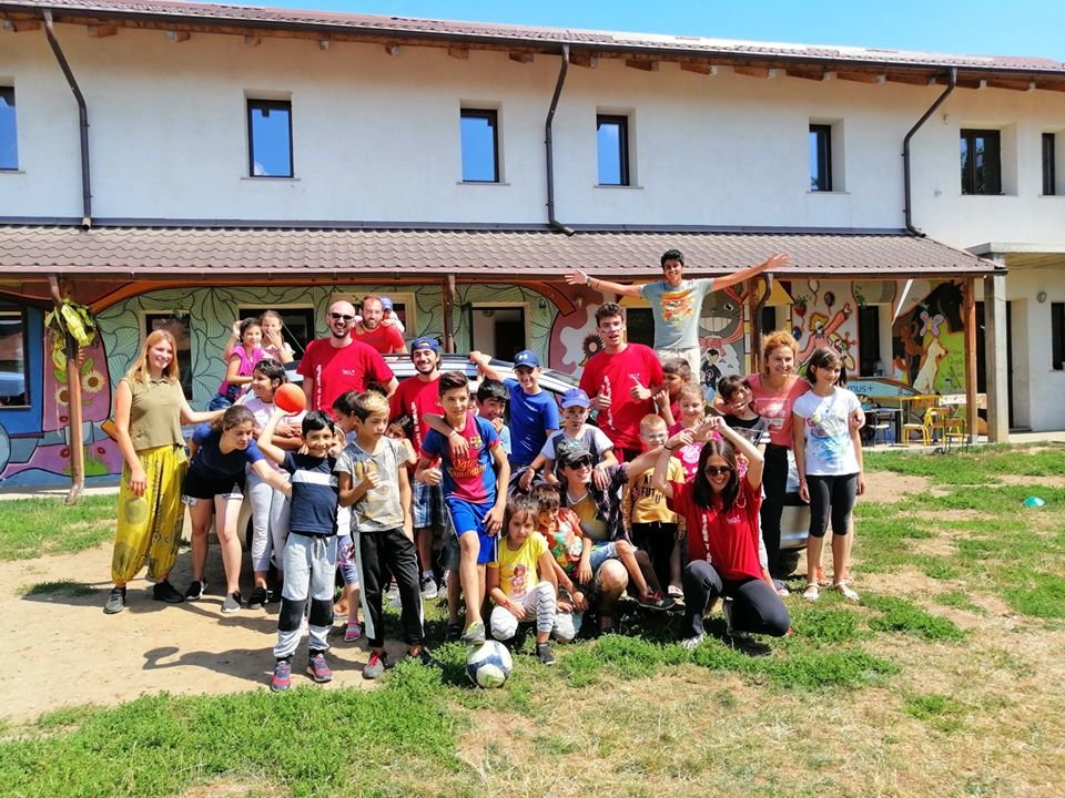 Education for 50 disadvantaged Romanian children