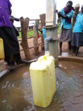 Atar Primary students pump water after school