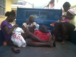 Our three patients and parents leave for PaP
